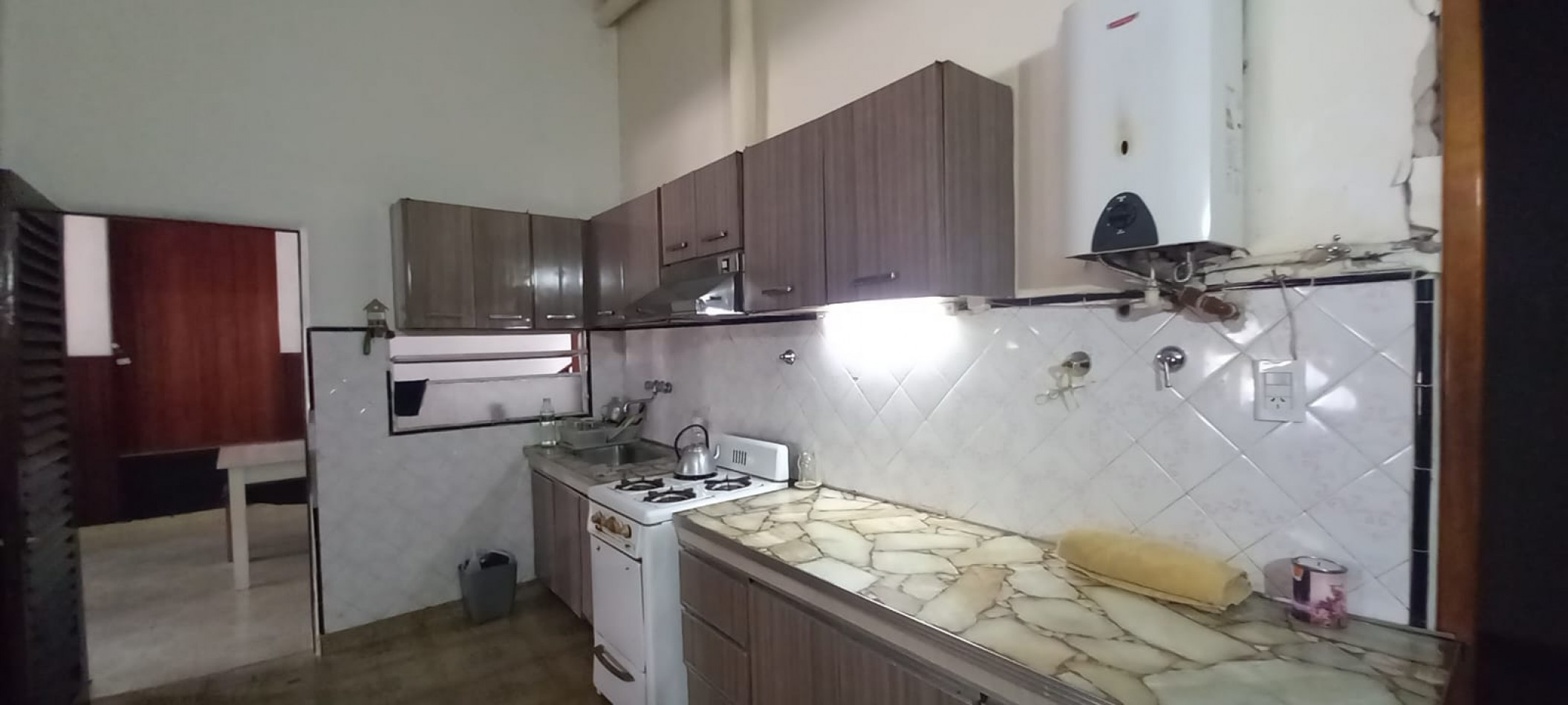 VENTA DE CASA EN ESQUINA CON TERRAZA, PATIO Y GARAJE + DTO 2 AM A TERMINAR