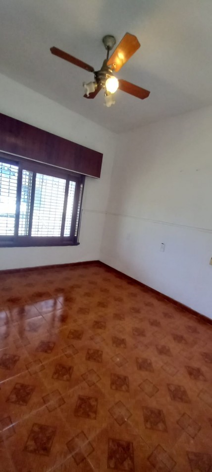 ALQUILER DE CASA 3 AMBIENTES - MONTE CHINGOLO