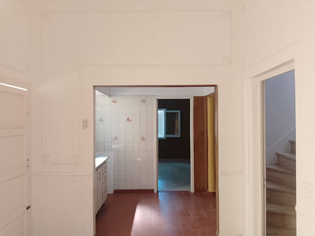 ALQUILER DE PH TIPO CASA AL FRENTE 3 AM CON GARAJE