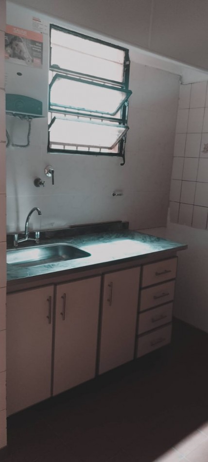 ALQUILER DE PH TIPO CASA AL FRENTE 3 AM CON GARAJE