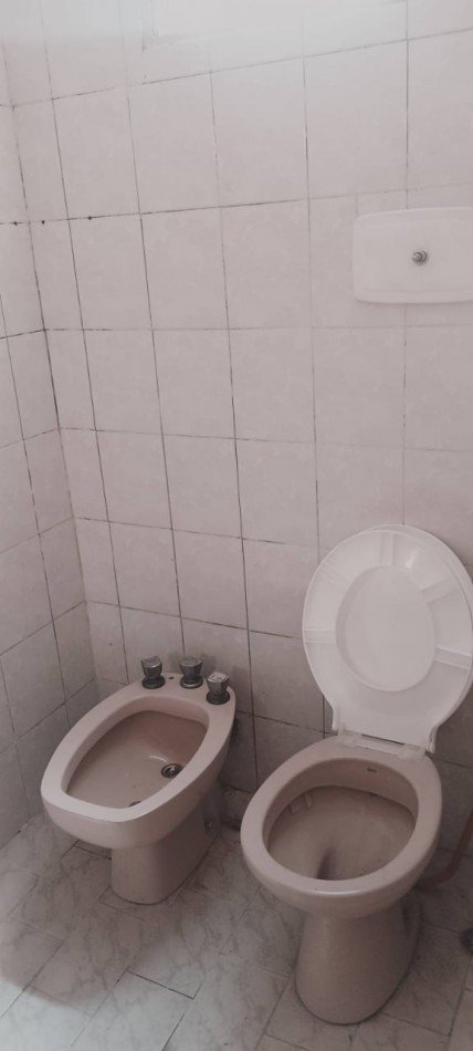 ALQUILER DE PH TIPO CASA AL FRENTE 3 AM CON GARAJE