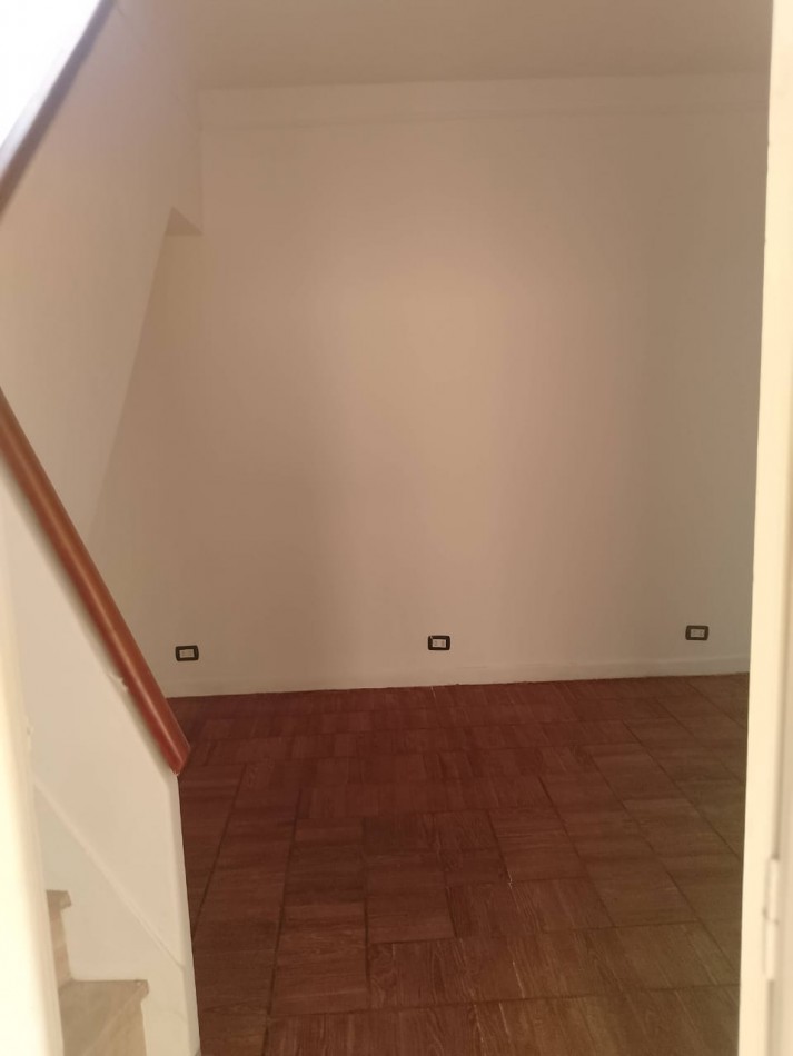 ALQUILER DE PH TIPO CASA AL FRENTE 3 AM CON GARAJE