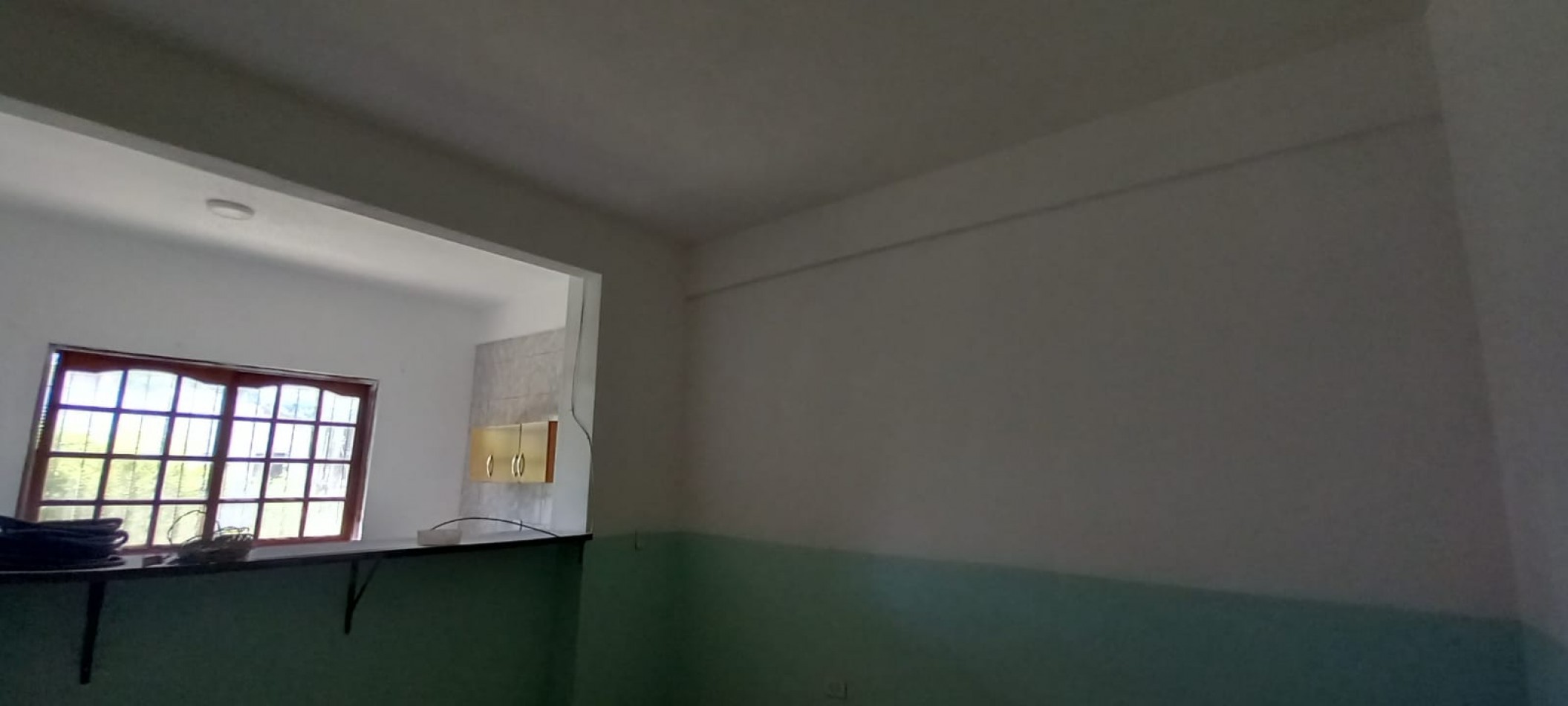 ALQUILER DEPH DE UN AMBIENTE CON TERRAZA( Al frente)