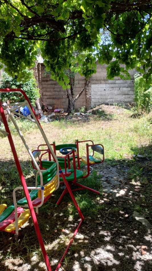 ALQUILER DE AMPLIO GALPON, EXCELENTE UBICACION EN ZONA COMERCIAL