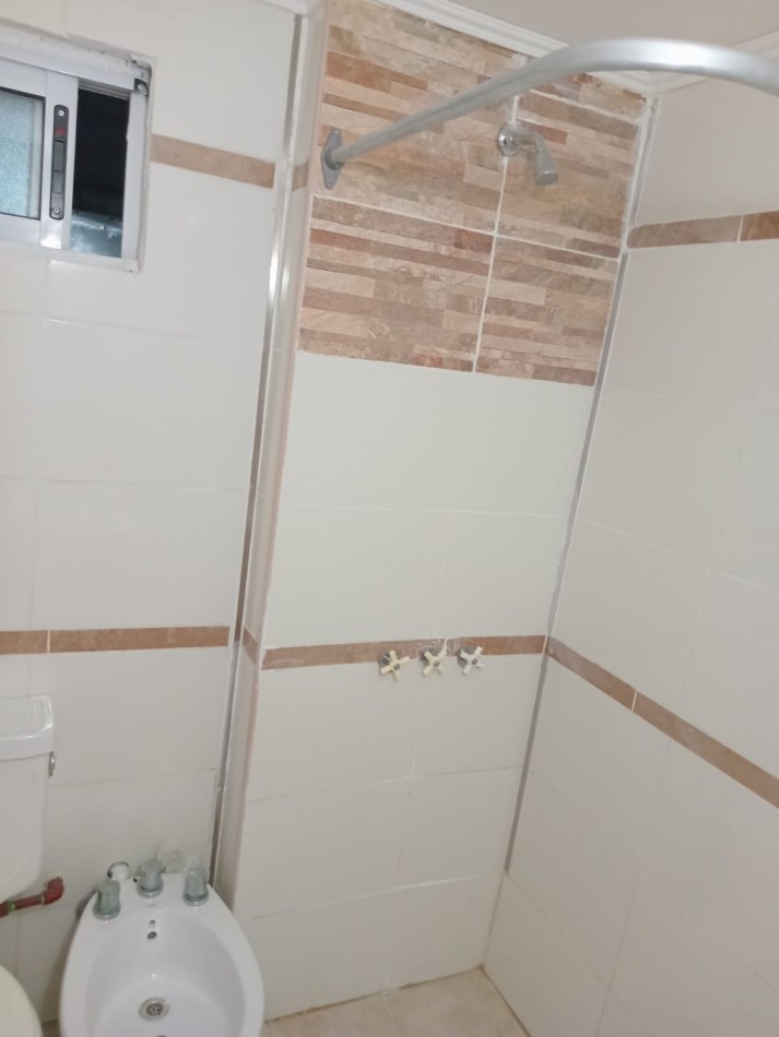 ALQUILER PH 2 AM INTERNO - REMODELADO A NUEVO - EXCELENTE UBICACION
