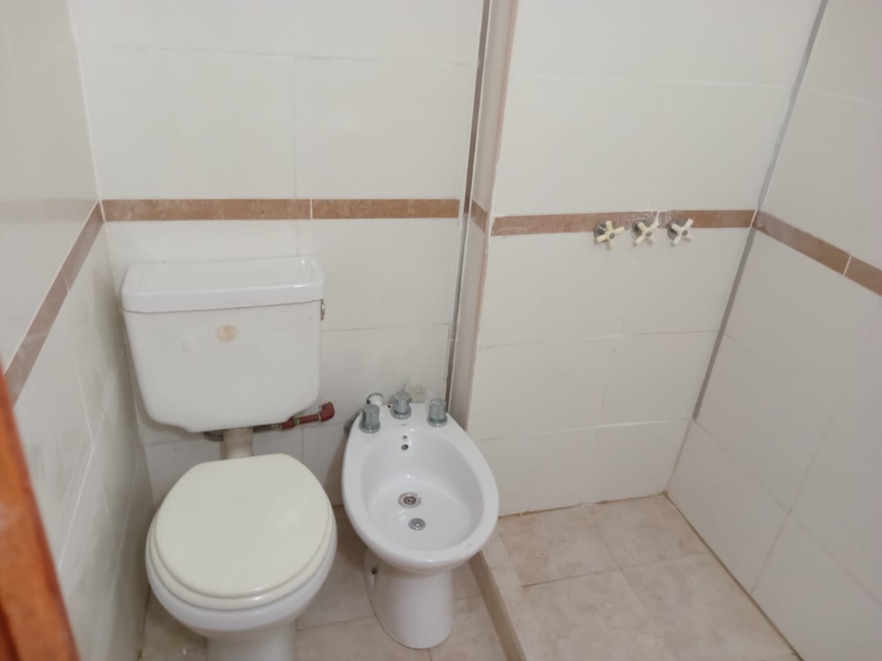 ALQUILER PH 2 AM INTERNO - REMODELADO A NUEVO - EXCELENTE UBICACION