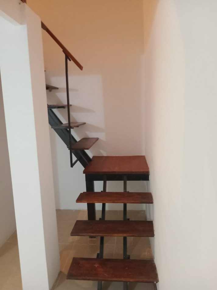 ALQUILER PH 2 AM INTERNO - REMODELADO A NUEVO - EXCELENTE UBICACION