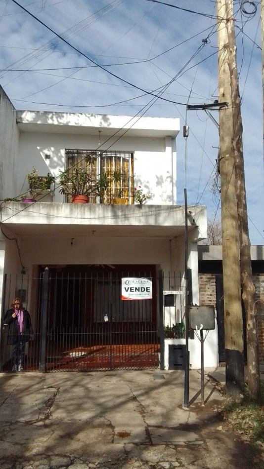 VENTA CASA 3 AM 2 PLANTAS - SE ACEPTA FINANCIACION