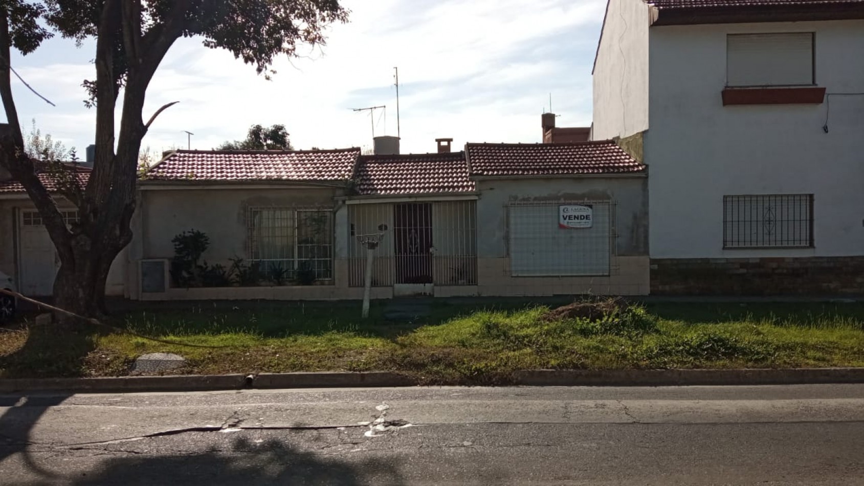 VENTA CASA 3 AM CON GARAGE