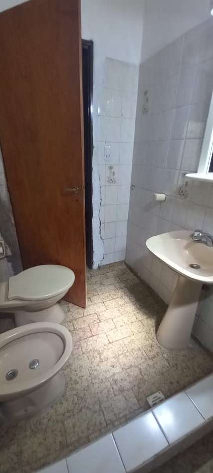 ALQUILER PH 3 AMBIENTES CON PATIO