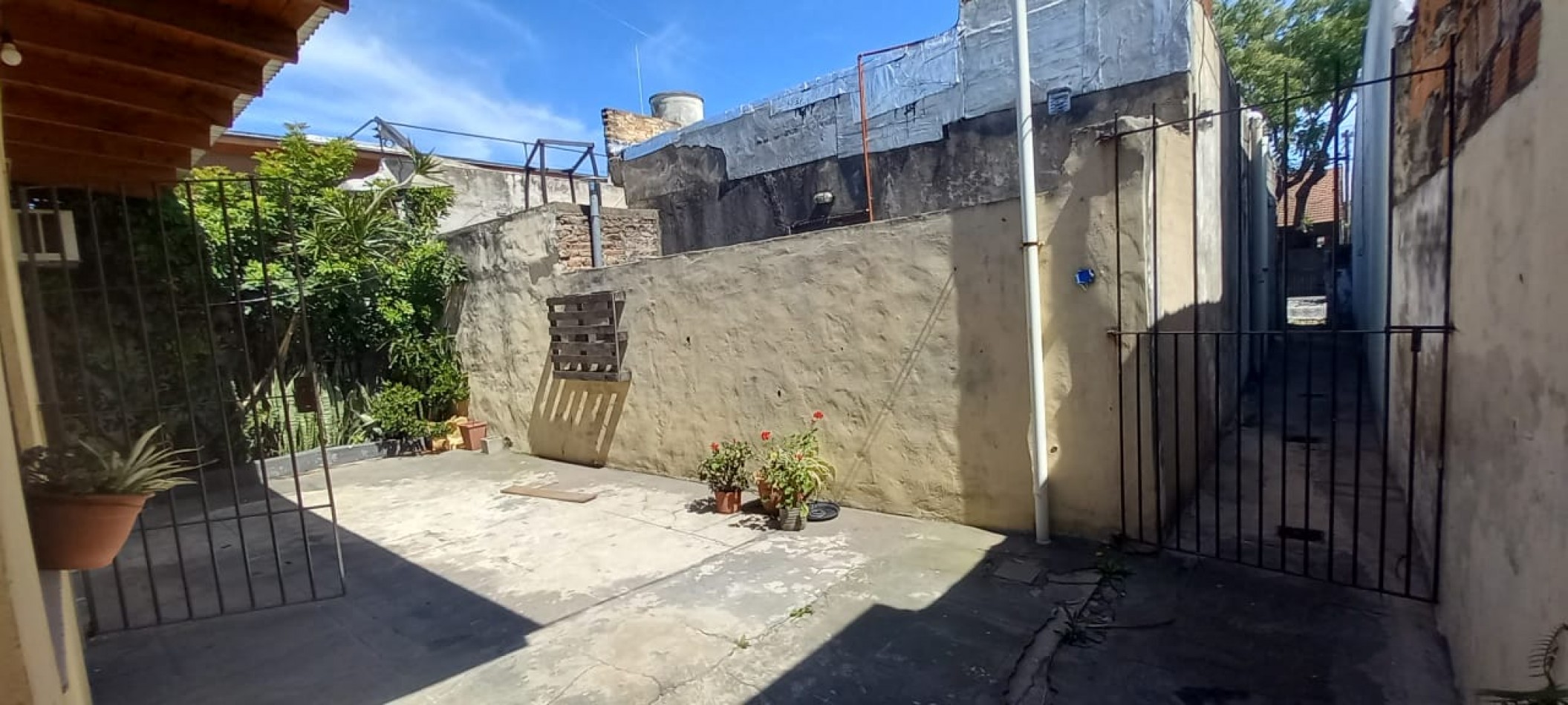 ALQUILER PH 3 AMBIENTES CON PATIO