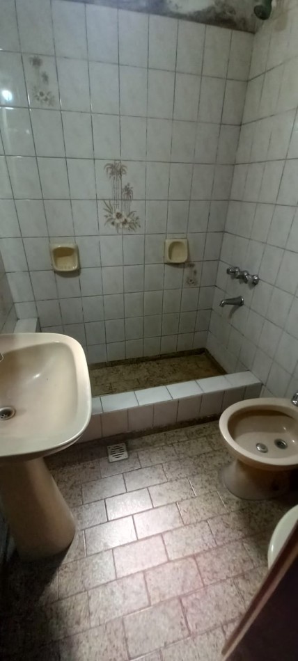 ALQUILER PH 3 AMBIENTES CON PATIO