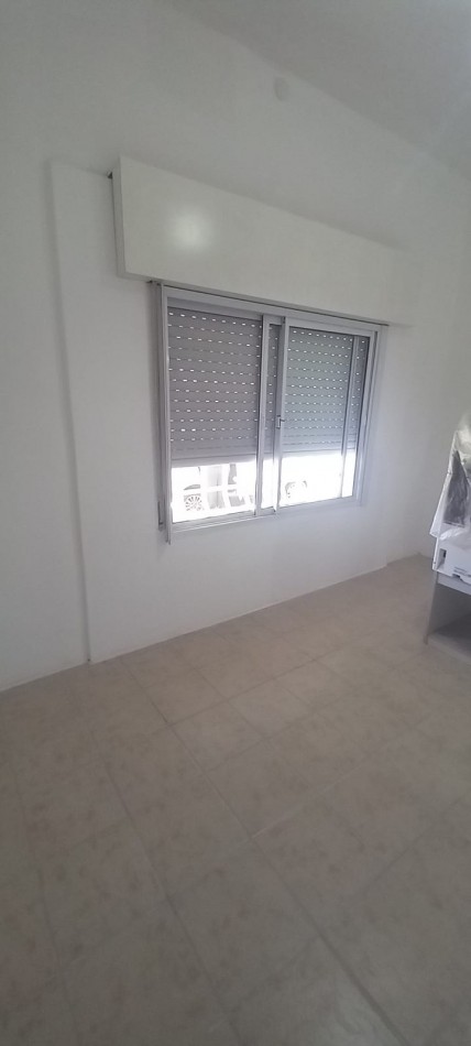 ALQUILER DE PH 2 AM A ESTRENAR AL FRENTE. 