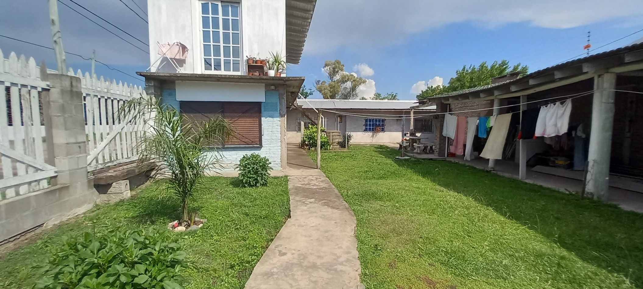 venta de casa mas dptos en block.