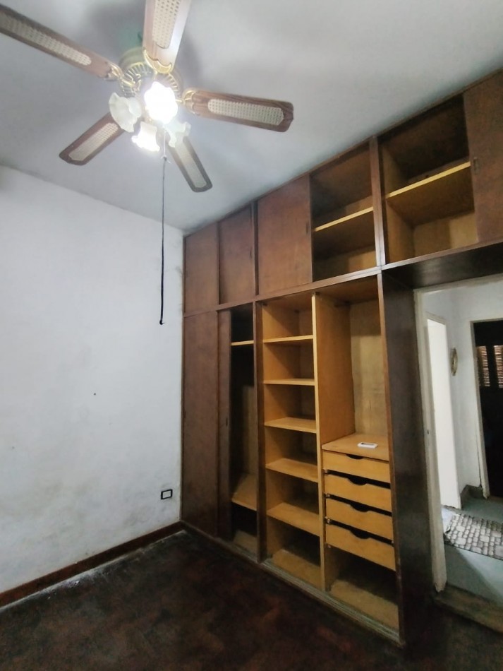 Alquiler de departamento 3am con cochera y patio con lavadero 