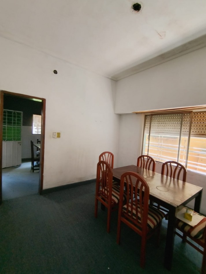 Alquiler de departamento 3am con cochera y patio con lavadero 