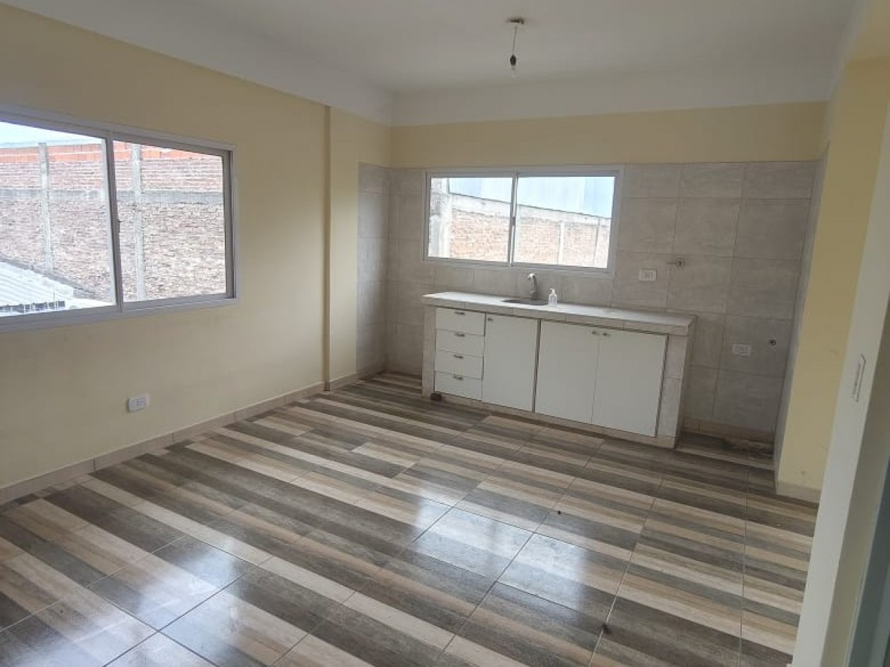 ALQUILER DE DPTO 3 AM SIN EXPENSAS. 