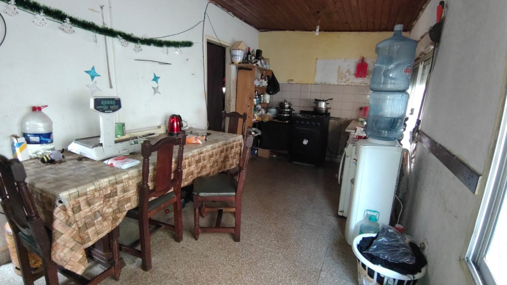 VENTA DE TERRENO CON 2 PH 3 Y 2 AMBIENTES A RECICLAR