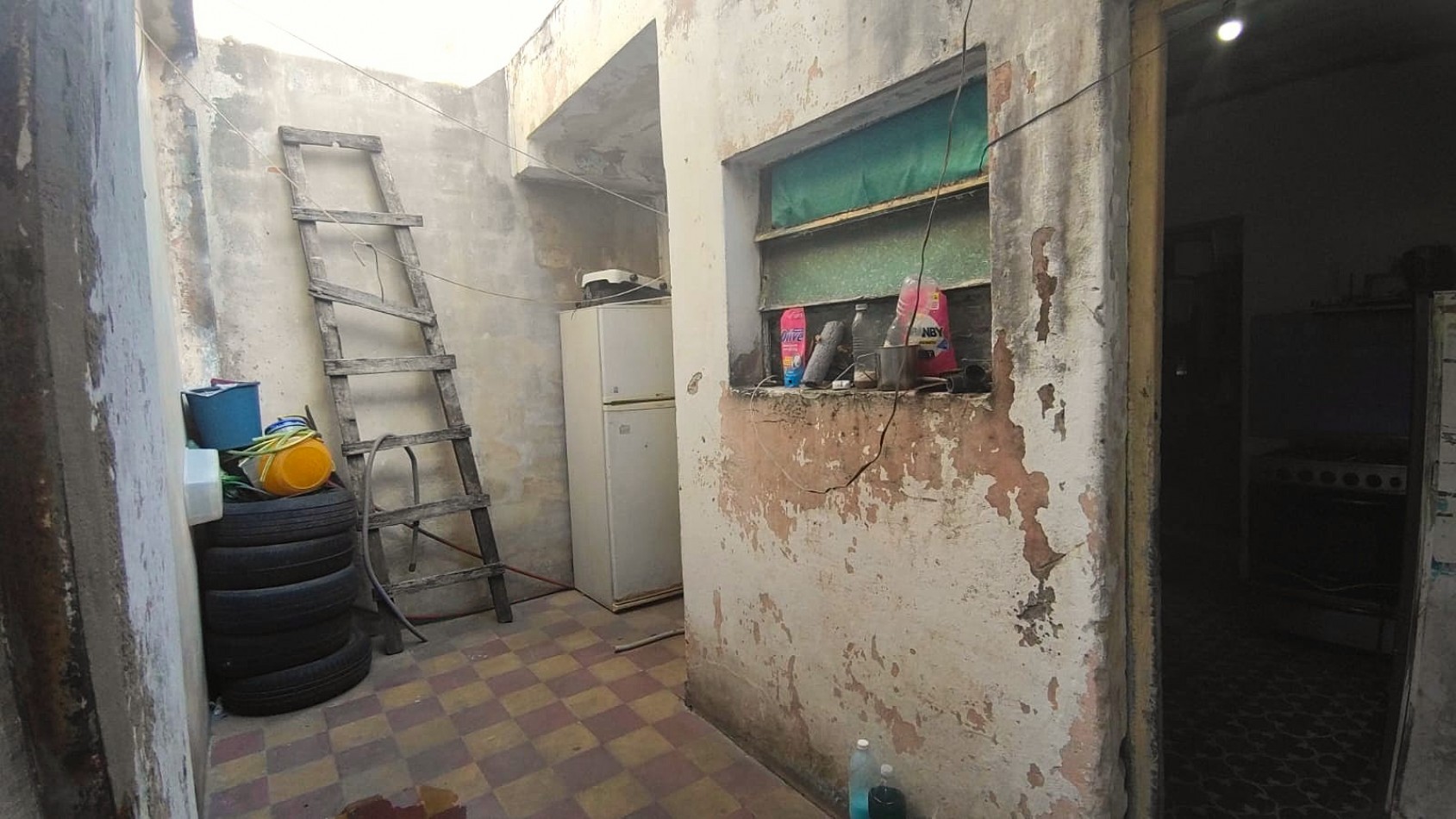 OPORTUNIDAD INVERSORES: VENTA PH INTERNO A RECICLAR EN MONTE CHINGOLO - USD 18.000