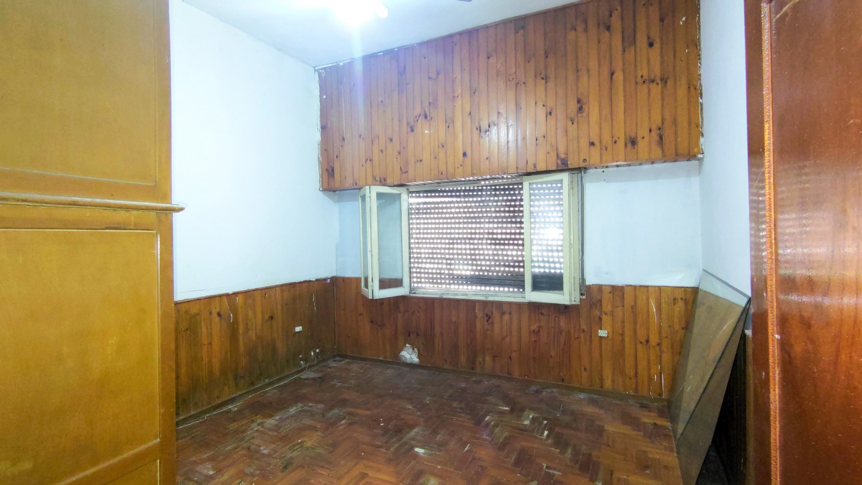 VENTA DE CASA EN ESQUINA CON TERRAZA, PATIO Y GARAJE + DTO 2 AM A TERMINAR