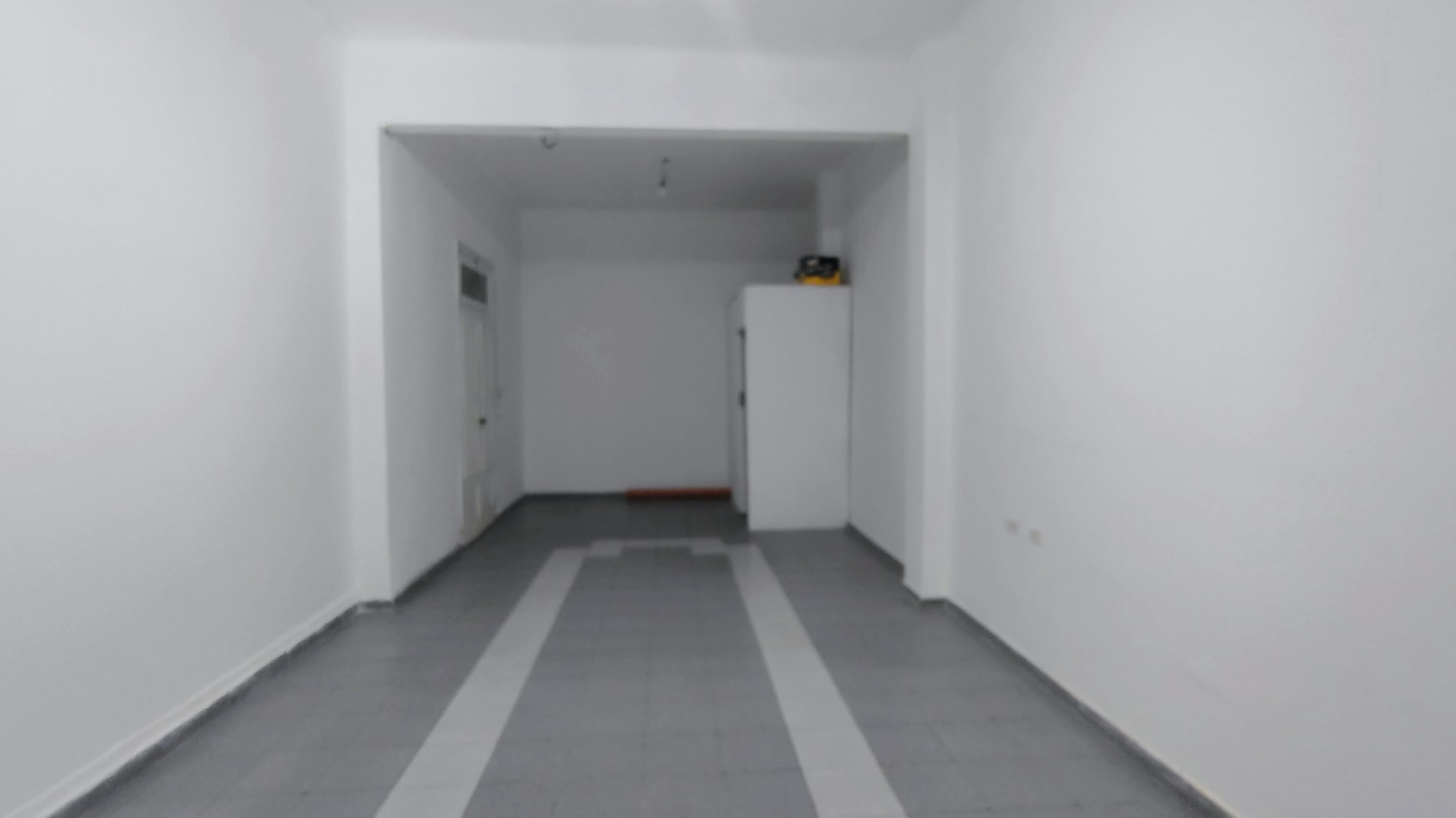 ALQUILER DE LOCAL COMERCIAL EN EXCELENTE ESTADO - VALENTIN ALSINA