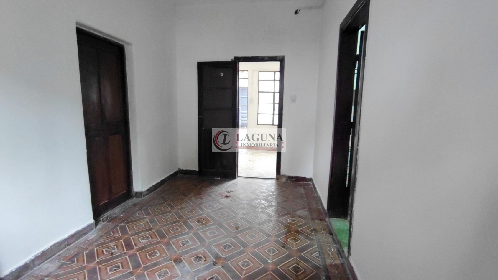 ALQUILER DE PH 3 AMBIENTES CON PATIO Y GARAGE CUBIERTO